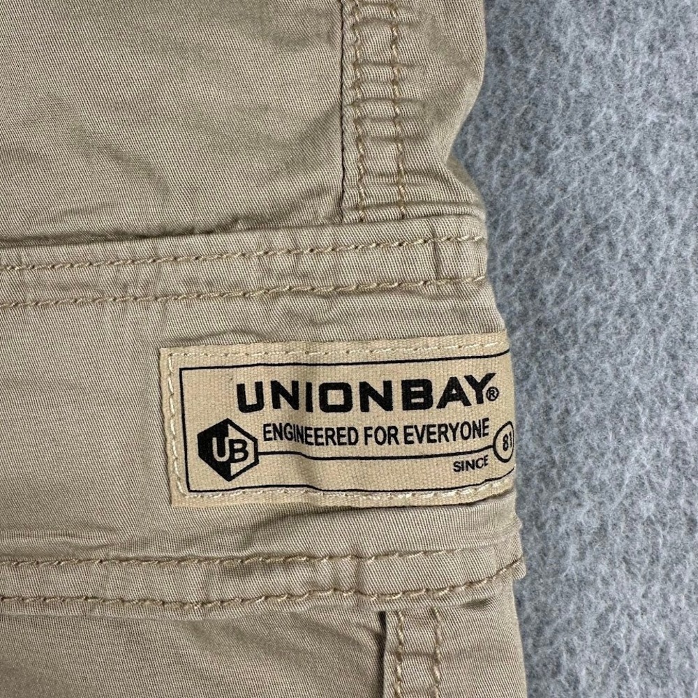 Unionbay Mens Cargo Shorts Khaki Tan Size 30 Stretch Cotton Utility Outdoor - Picture 5 of 9